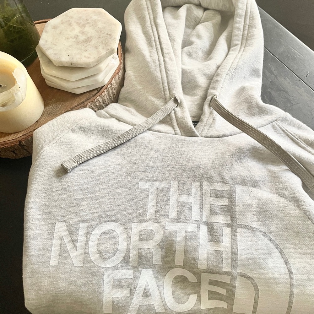 The North Face - Women’s Half Dome Pullover Hoodie